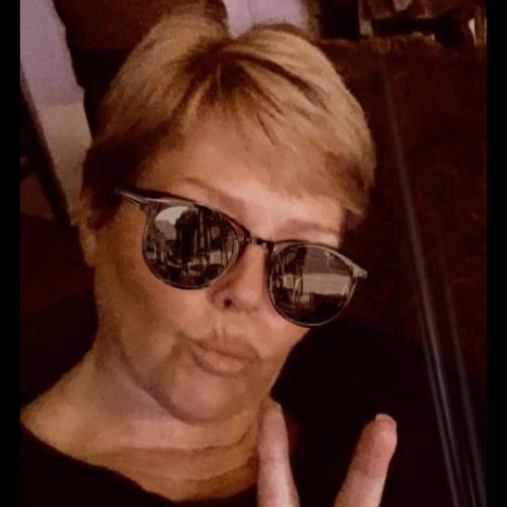 Meet your Posher, Terri